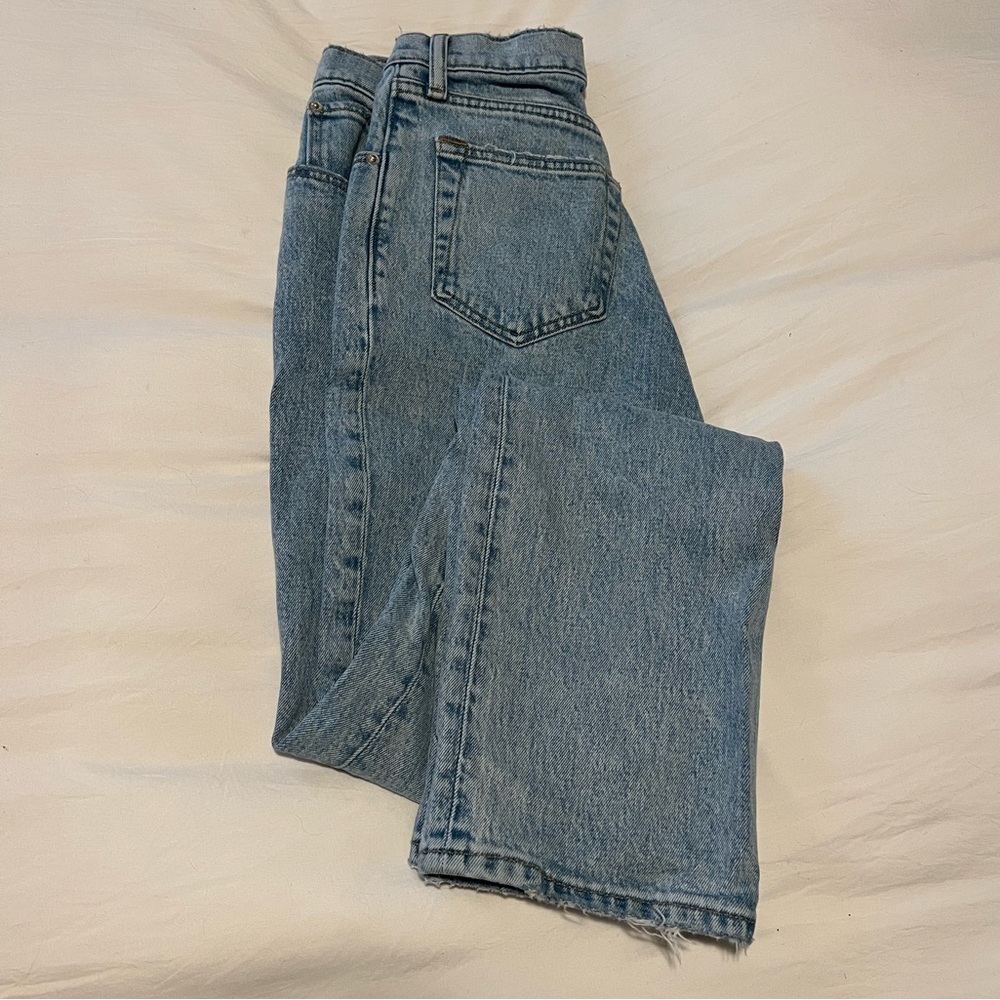Abercrombie The 90’s Straight Ultra High Rise - Picture 1 of 3
